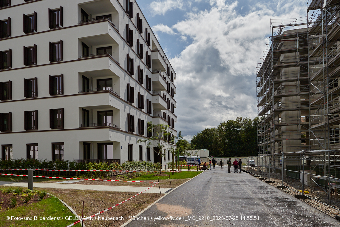 25.07.2023 - Rundgang im Alexisquartier in Neuperlach